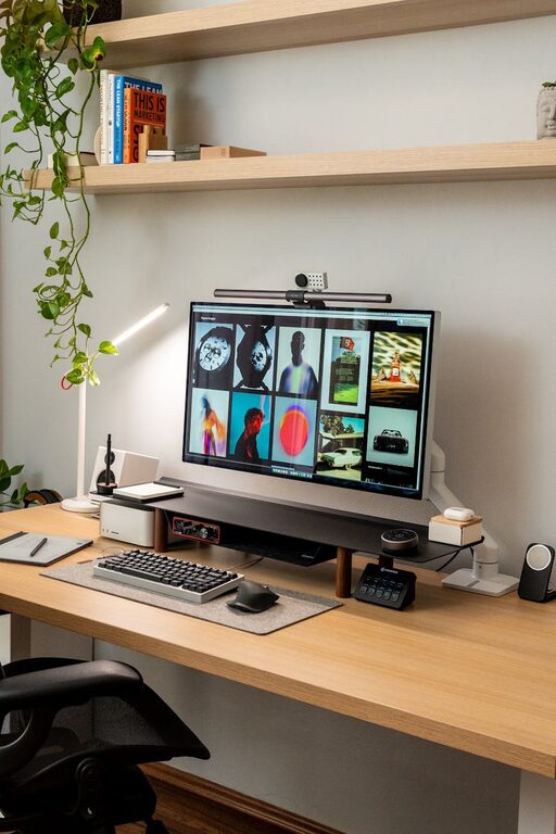 Simple Tips for Creating a Cozy and Inviting Home Office Space